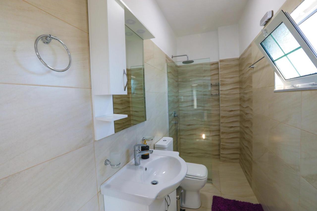 Vila Enxhi Ksamil Ngoại thất bức ảnh